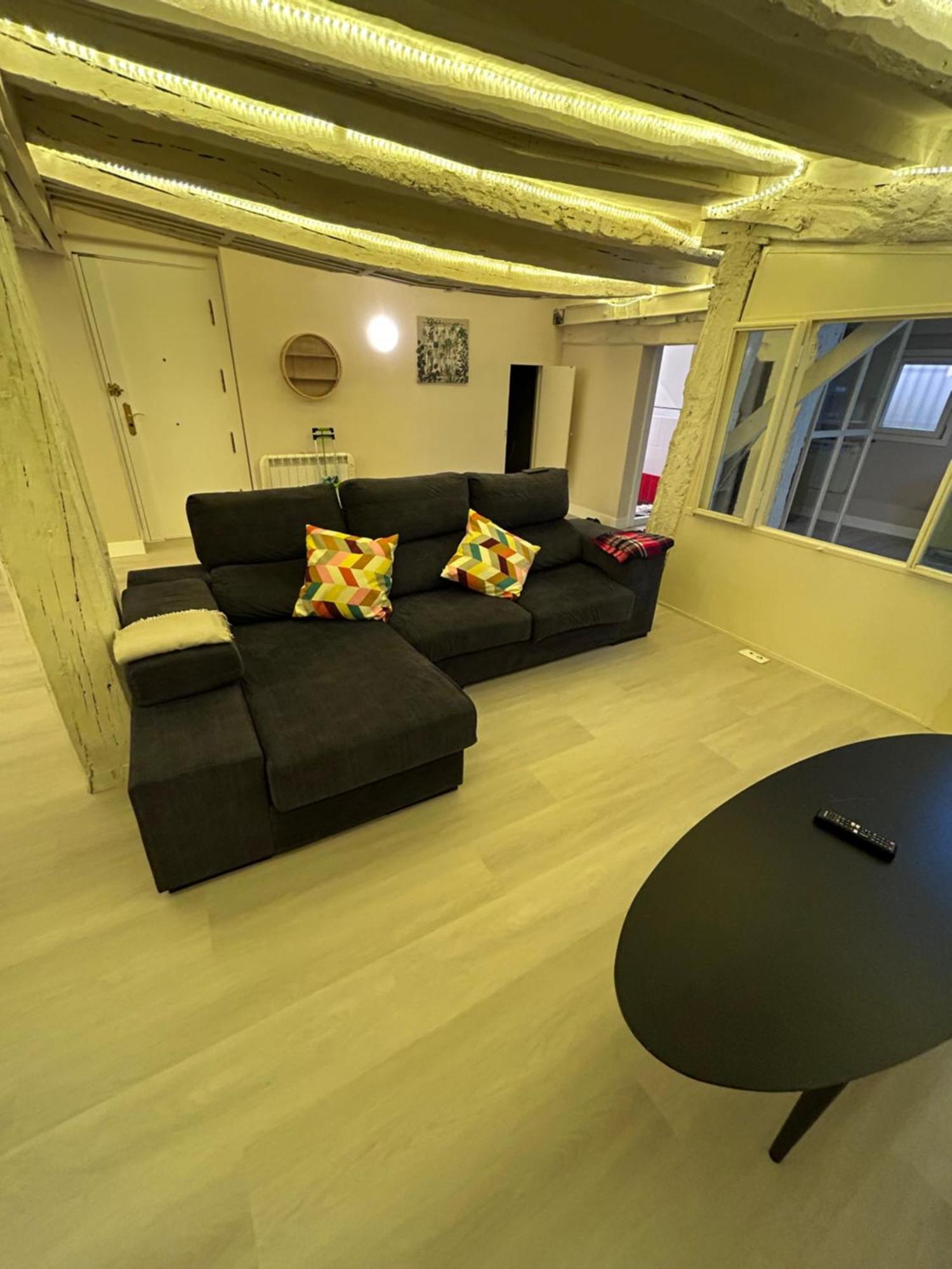 Estrella Apartment Bilbao Bagian luar foto